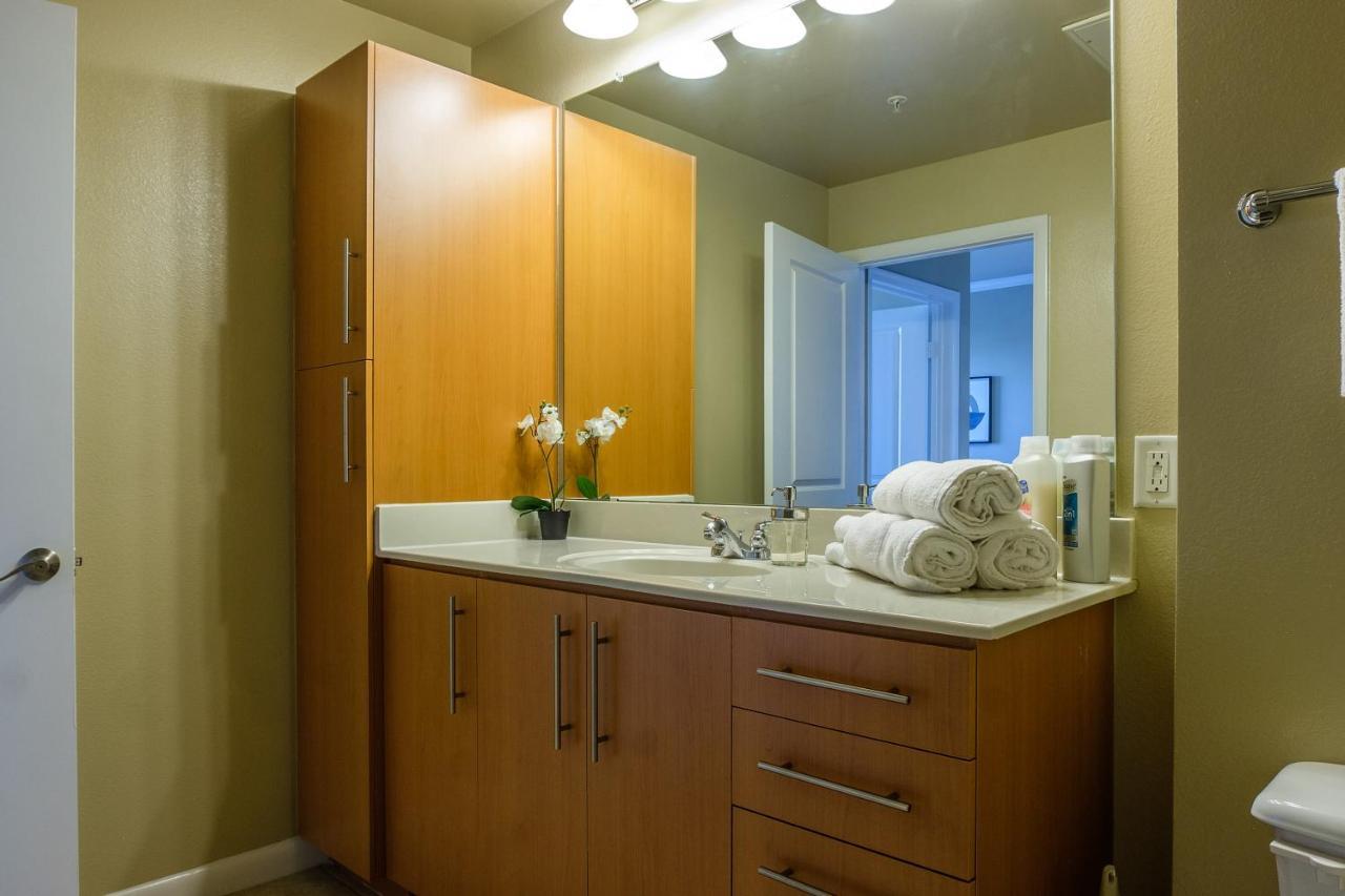 Frontdesk Oakwood Residence Apts Uptown 达拉斯 外观 照片